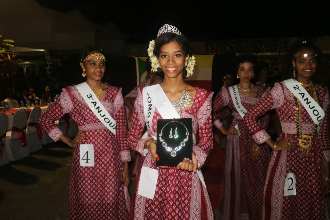 image Culture / Marie-Wassna Daniel arrivée en première position pour Miss Anjouan